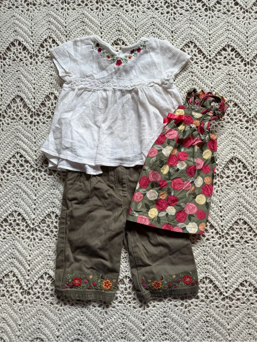 Vintage Gymboree Olive Green 2T Girl Bundle Floral Embroidered Cute Summer